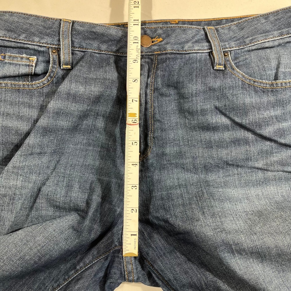 L.L.Bean Favorite Fit Jeans Women 12 MT Blue Straight Leg Medium Wash 292220 - Picture 12 of 13